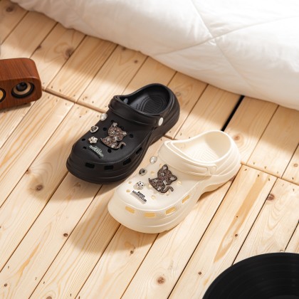 Black Kitten Sandals 猫咪洞洞鞋